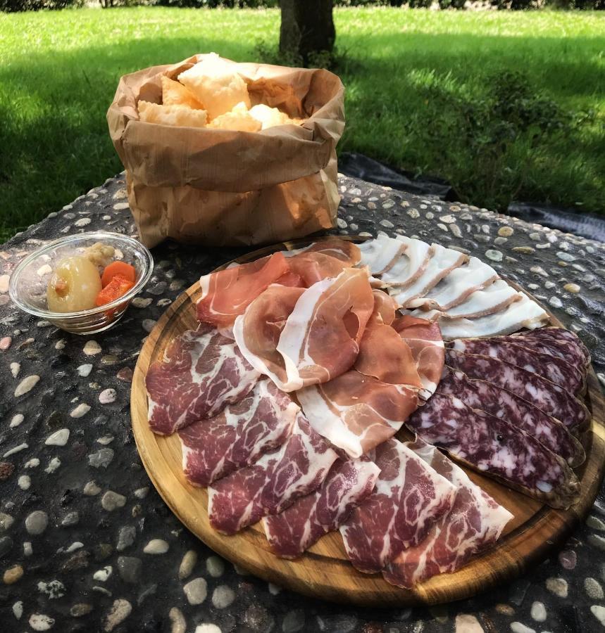 Agriturismo Il Colore Del Grano San Vittore エクステリア 写真